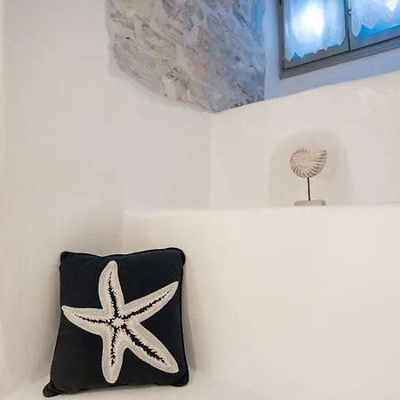 Elpida Villa